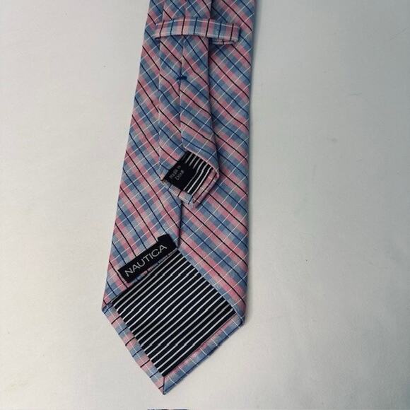 NAUTICA Men's 100% Silk Classic Necktie Designer Plaid/Check Pink/Blue EUC - Picture 2 of 10